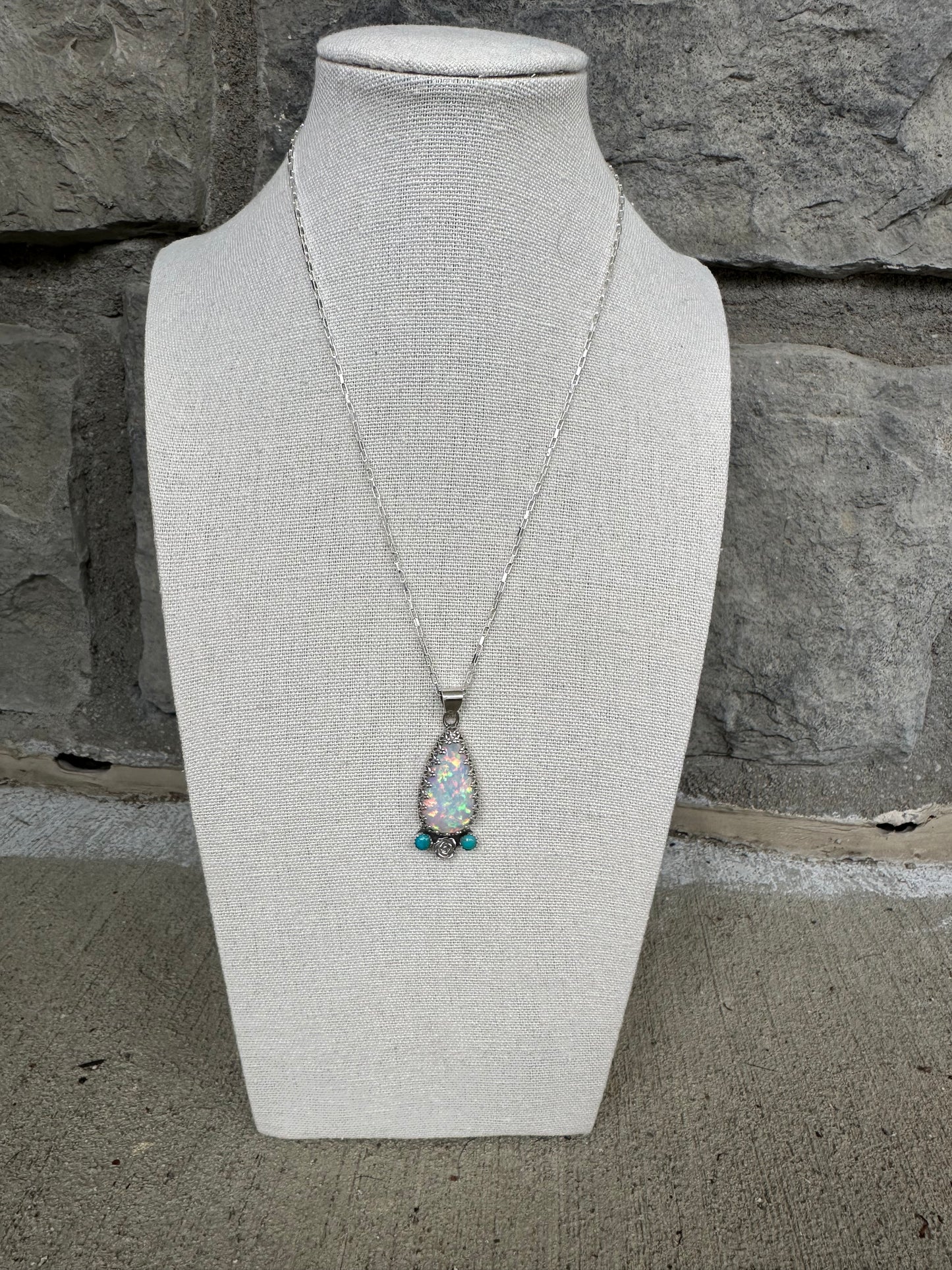 10ct Ethiopian Opal Necklace