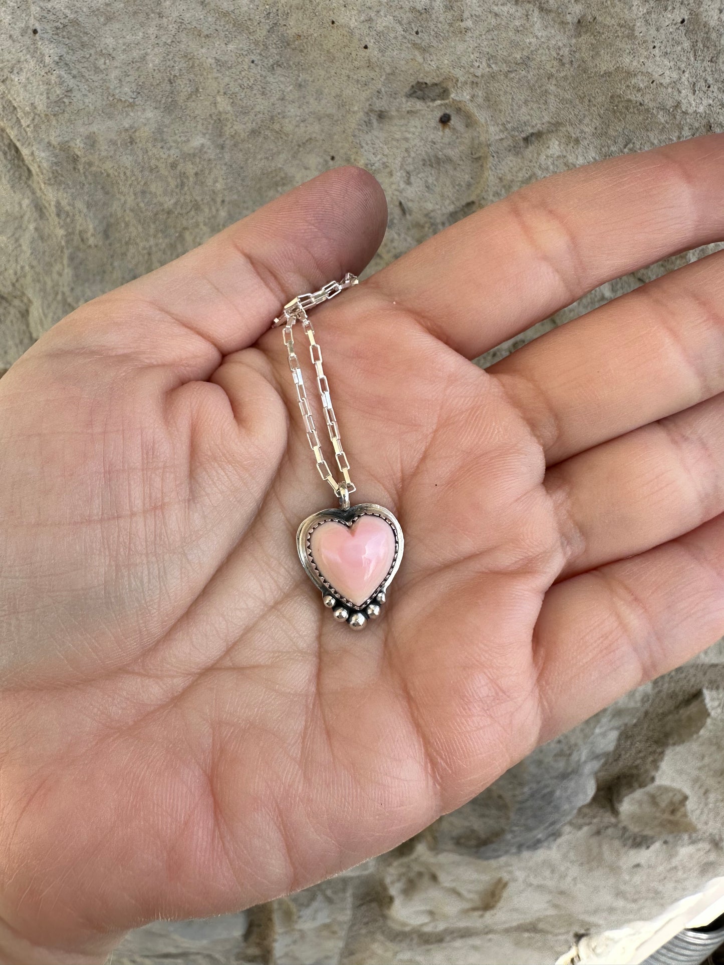 Queen Conch Heart Necklace